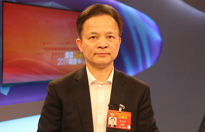 全國(guó)政協(xié)委員、中國(guó)工程院副院長(zhǎng)鐘志華：推進(jìn)工程教育改革與創(chuàng)新創(chuàng)業(yè)創(chuàng)造