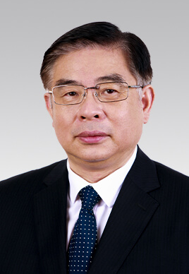 陸俊華，男，漢族，1962年1月生，研究生學歷，中共黨員，現(xiàn)任中央紀委國家監(jiān)委駐人民日報社紀檢監(jiān)察組組長、人民日報社編委委員。